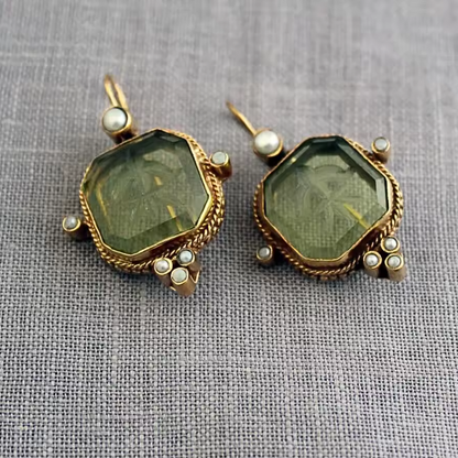 Maeble - Vintage-Ohrringe mit Stein und Perle